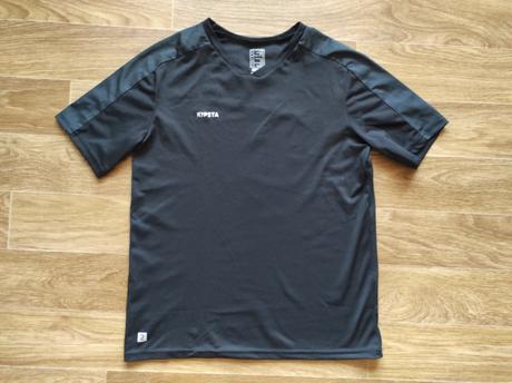 Sportovní tričko, decathlon,152