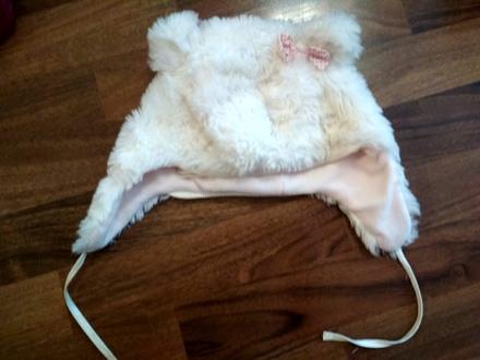 Medvidkova cepicka, 92