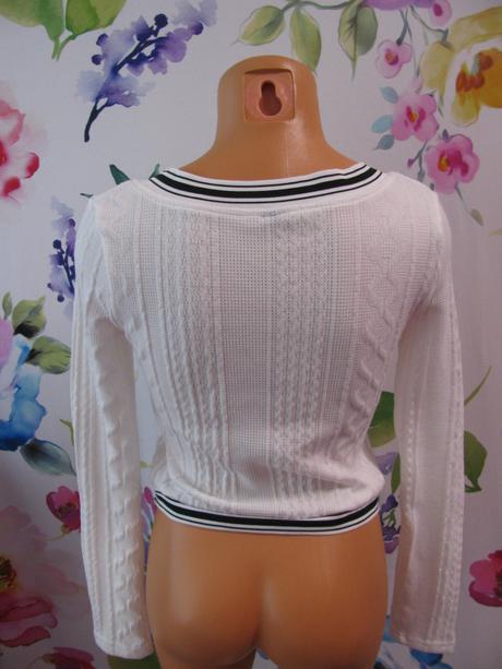 Krátká bílá halenka, svetřík, 36