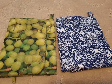 2x obal na turistický deník,