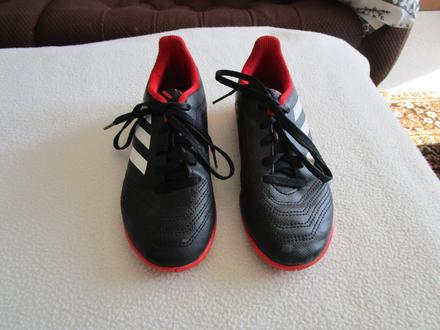 Černé sportovní boty adidas predator, č. 32, adidas,32