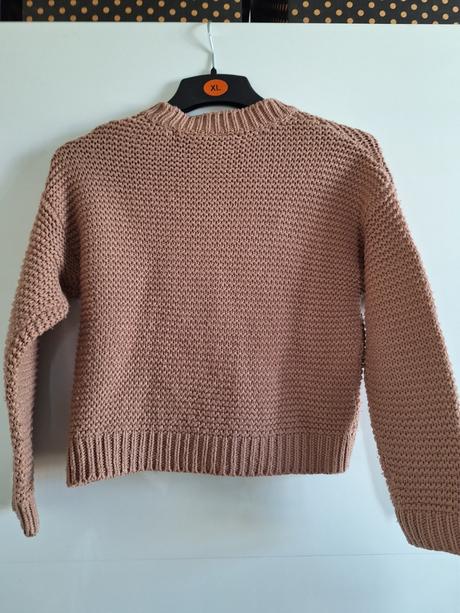 Svetr vel. 146 / 152, 146