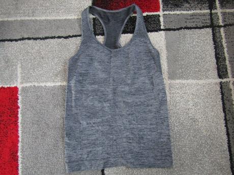 Tričko,tílko na cvičení zn.crivit vel.s, crivit,s