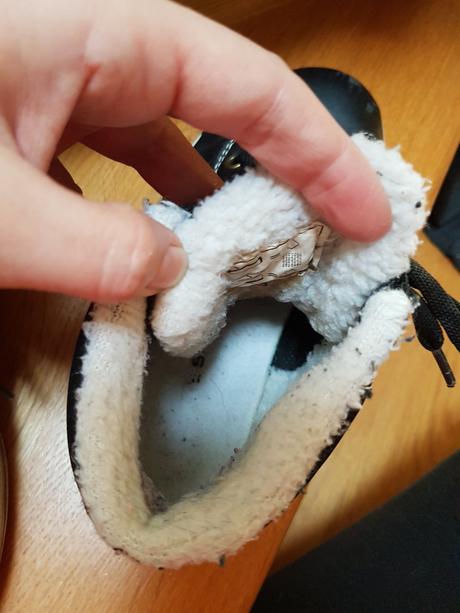 Vyteplene kotnikove tenisky, 32