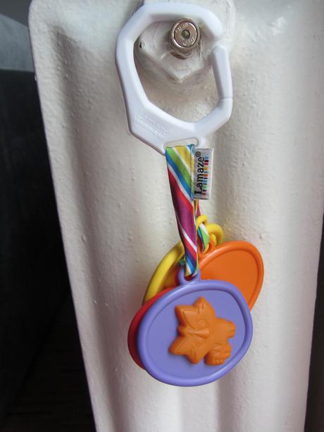 Hračka do kočárku lamaze.,