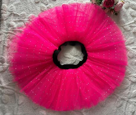 An26/ sukně tylová se třpitkami - v.cca 10-14 let, 146