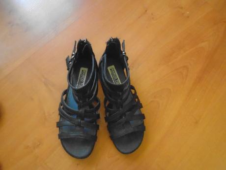 Černé sandálky-gladiátorky vel. 32, marco tozzi,32