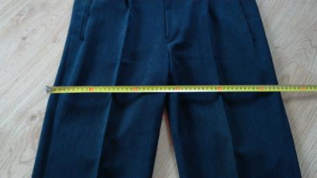 Pánský oblek na 182cm vysokého muže, 182