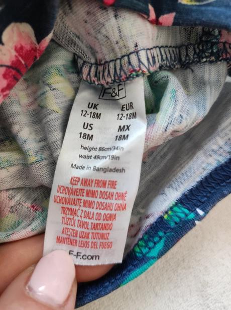 Kraťasy vel. 86, f&f,86