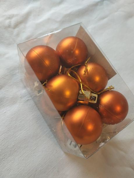 12ks měděných koulí 2,5cm, 