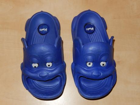 Nazouváky/pantofle s očima zdarma k objednávce, 26