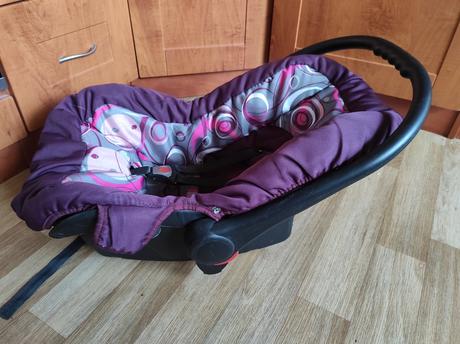 Autosedačka/vajíčko, 