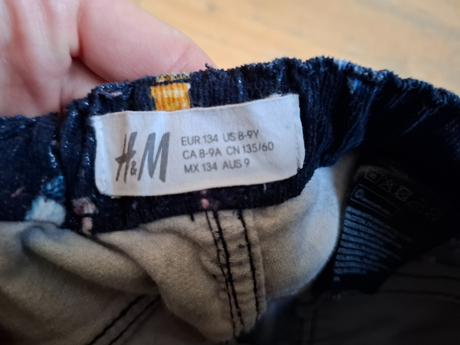 Manšestrové kalhoty motýlek, h&m,134