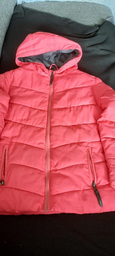 Dívčí zimní bunda vel. 8/9 let., 128