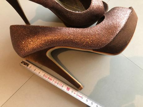 Čokoláda hnědá lodičky podpatek vel.37 lesk baťa, baťa,37