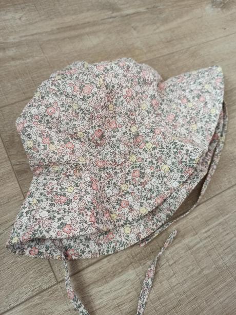 Letní klobouček, h&m,92