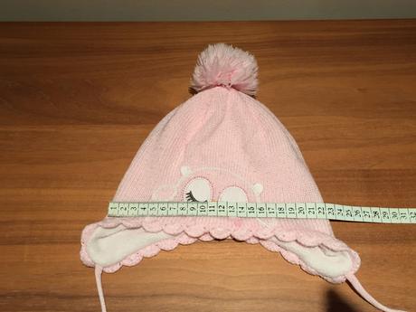 Čepičky se sovičkou, 86