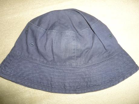 Hezký klobouček, vel. 48, 92