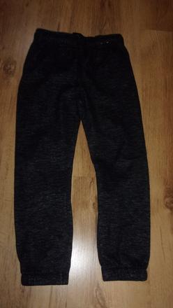 Tepláky zn. f&f, vel. 128, f&f,128