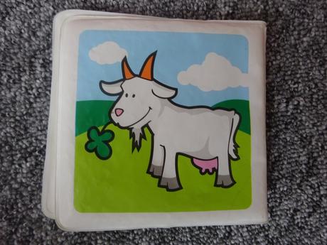 2x omyvatelná knížka,