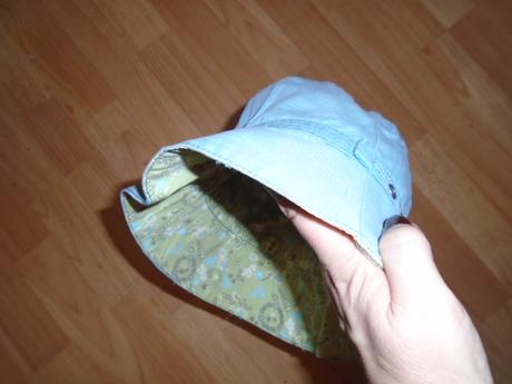 Klobouk oboustranný vel 10, 134