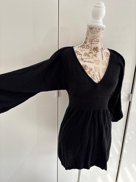 Pletené cerne šaty melrose s širokými rukávy 36, 36