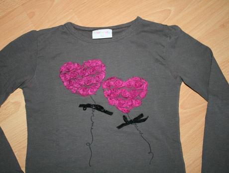 Tričko se srdíčky marandy, 116