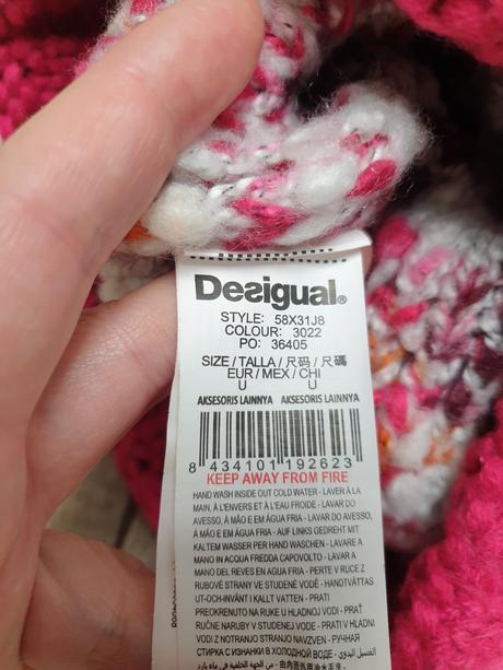 Dívčí zimní čepice zn.desigual, desigual,134