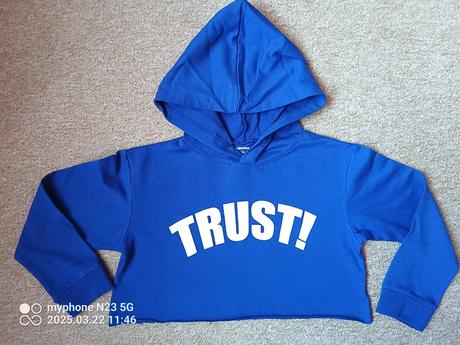 Crop-top mikina a šortky zn."lolanta" vel."140", 140