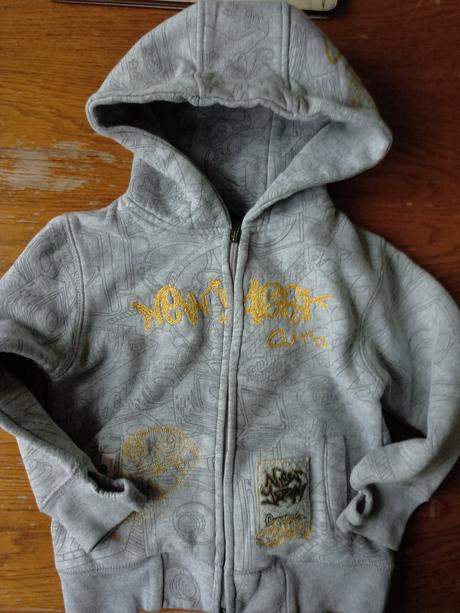 Mikina s potiskem, 104