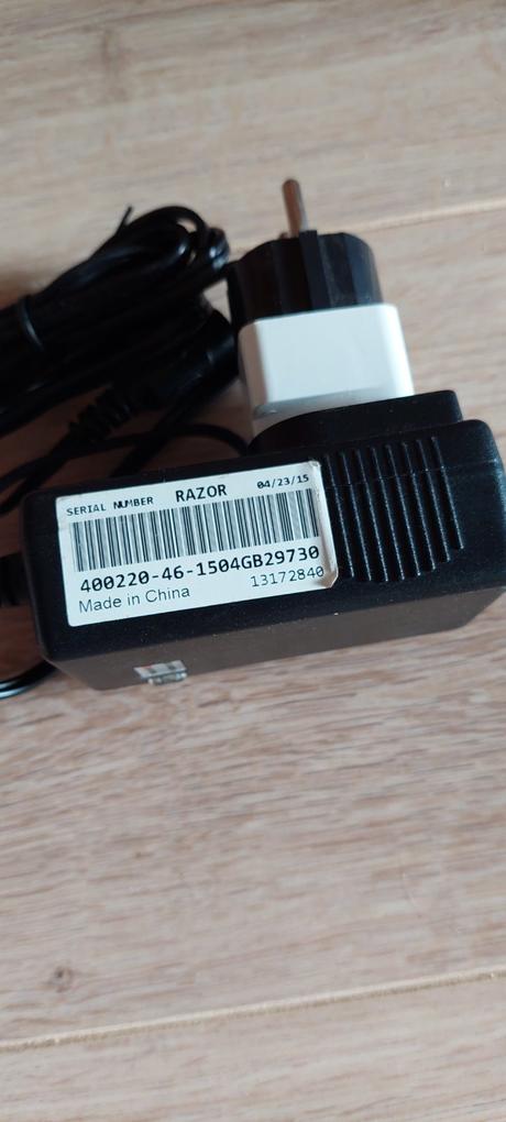 Elektrická koloběžka razor e100s, razor