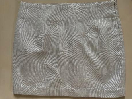 Stříbrná sukně, malinká ťupka, vel m, vila, m