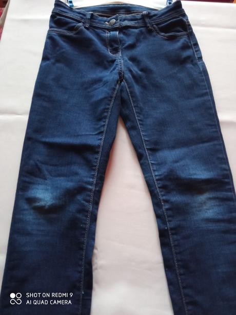 Tmavomodré pružné riflíky, palomino,140