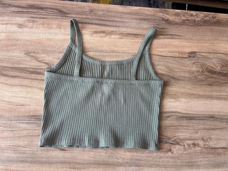 Khaki top, new yorker,m