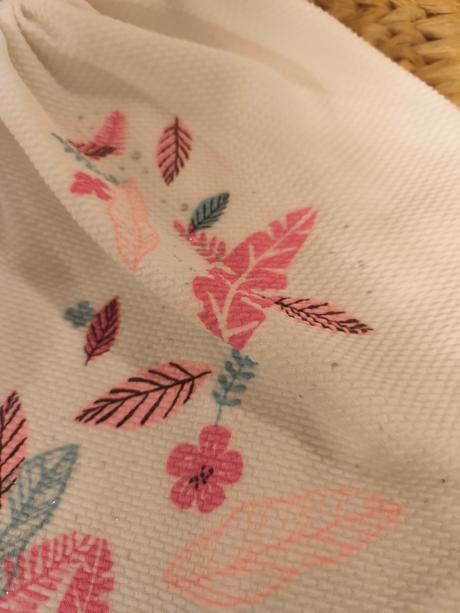 Sváteční třpytivé šaty, pepco,92