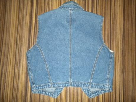 Úžasná značková riflová vesta, 170