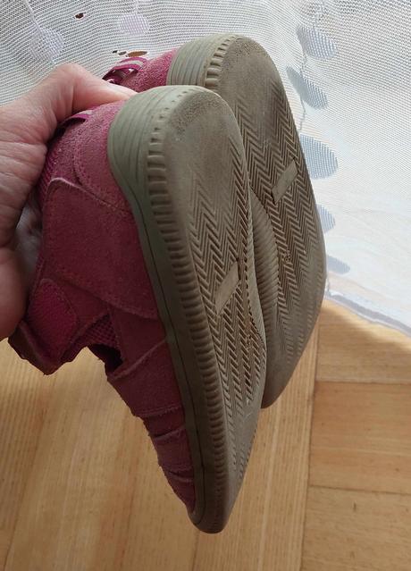 Protetika letní  vel. 32 (kendy fuchsia), protetika,32