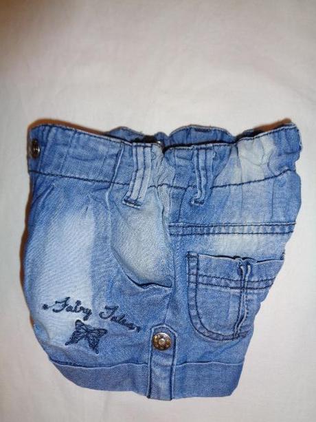 Luxusní letní komplet - kraťasy s motýlem a tílko, 92