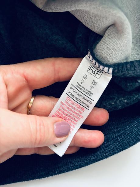 Mikina vánoční - v.5/6 let, 116