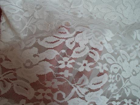 Bílé krajkové tričko triko tílko crop top, 158