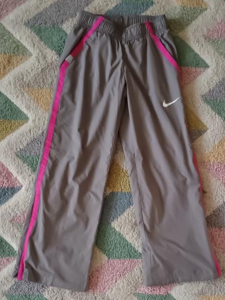 Dívčí sportovní kalhoty nike vel.122/128, nike,122