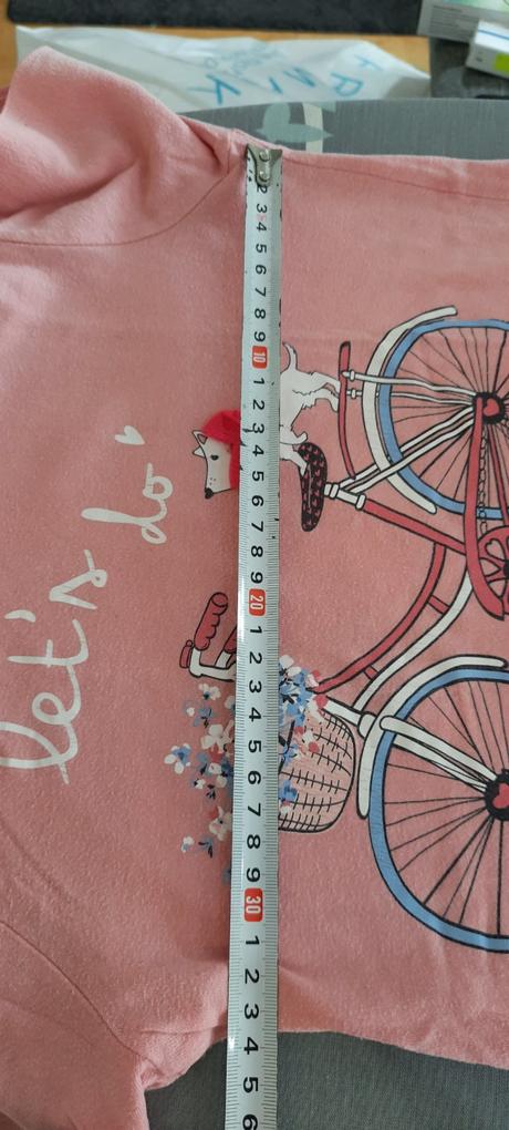 2x dívčí tričko značky girls, vel. 122., 122