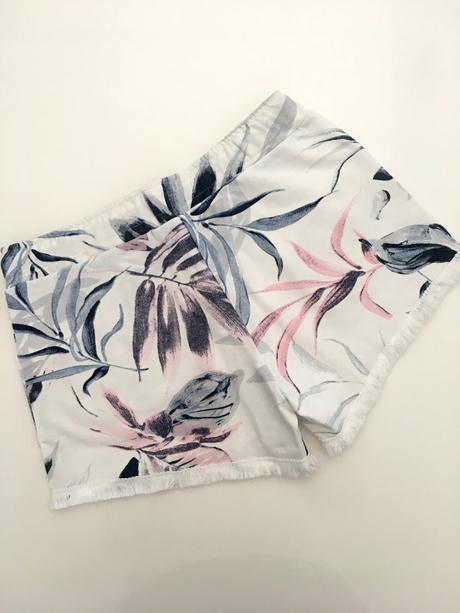 Volnočasové kraťasy, vel. uni, 