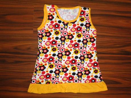 Nádherná květovaná tunika, 122