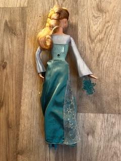 Elsa vystřelující led_frozen, 