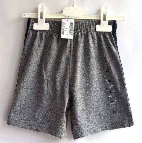 Kraťasy vel. 3 roky, 98