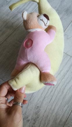 Svítící, hrající medvídek,