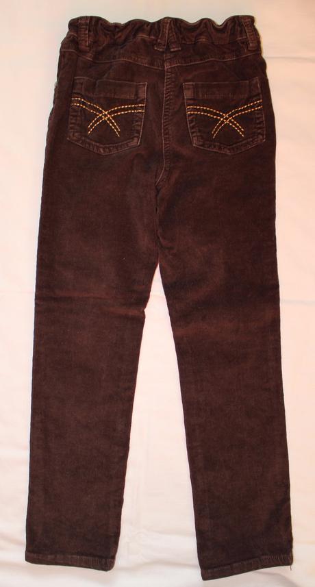 Op170. hnědé dívčí manšestráky 7-8 let, m&co,128