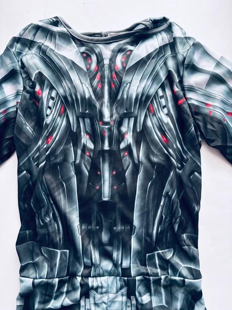 An26/ kostým avengers/ ultron - v.cca 11/13 let,