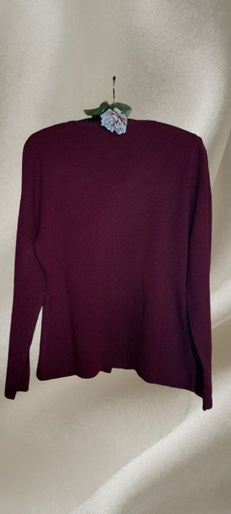 Elegantní vínový svetřík, l
